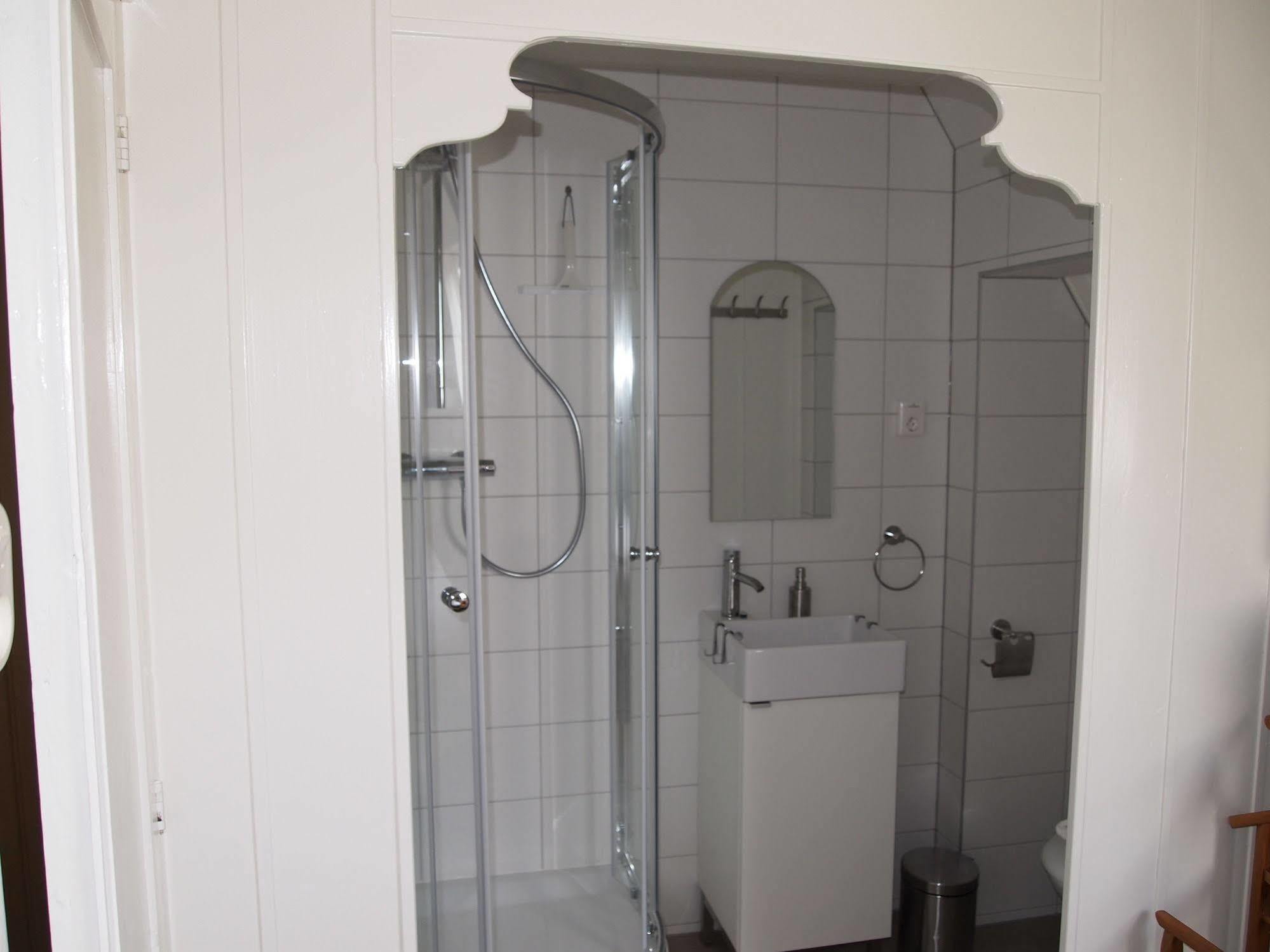 De Energiek Bed & Breakfast Wehe-den Hoorn Dış mekan fotoğraf