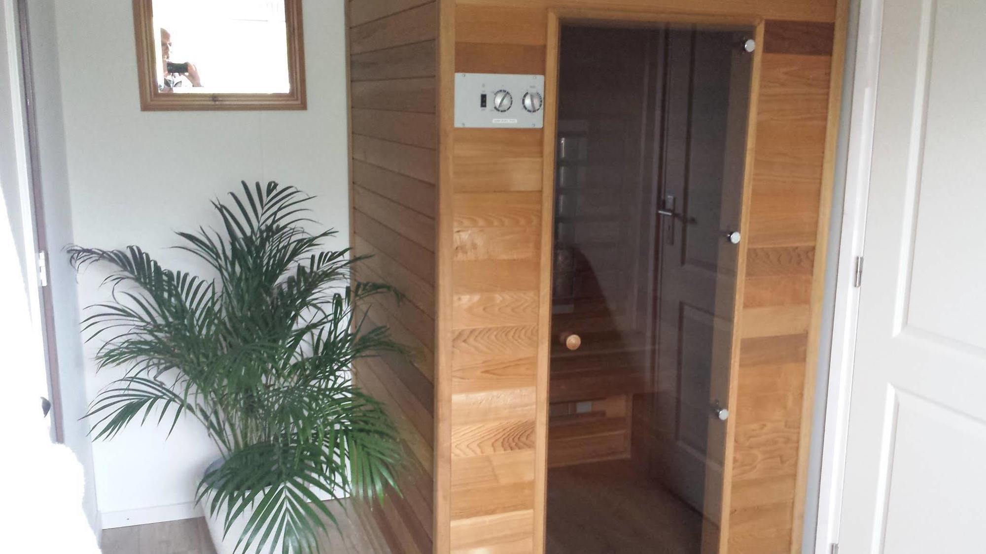 De Energiek Bed & Breakfast Wehe-den Hoorn Dış mekan fotoğraf
