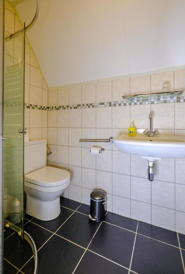 De Energiek Bed & Breakfast Wehe-den Hoorn Dış mekan fotoğraf